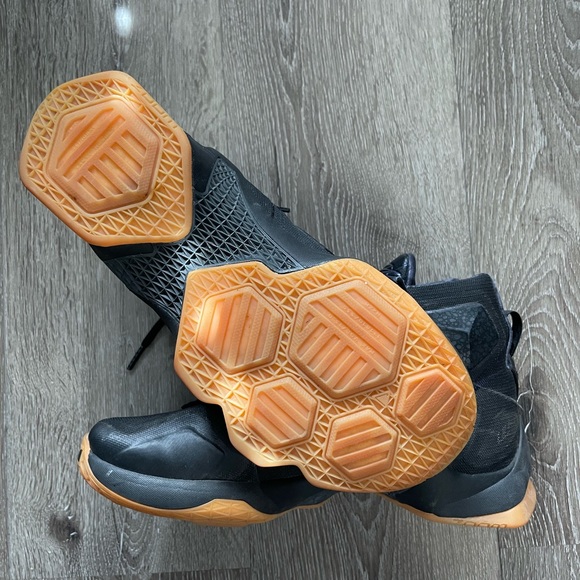 Nike - Picture 1 of 6